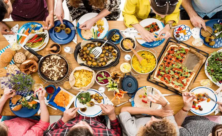 چرا نباید گوشت مصرف کنیم؟