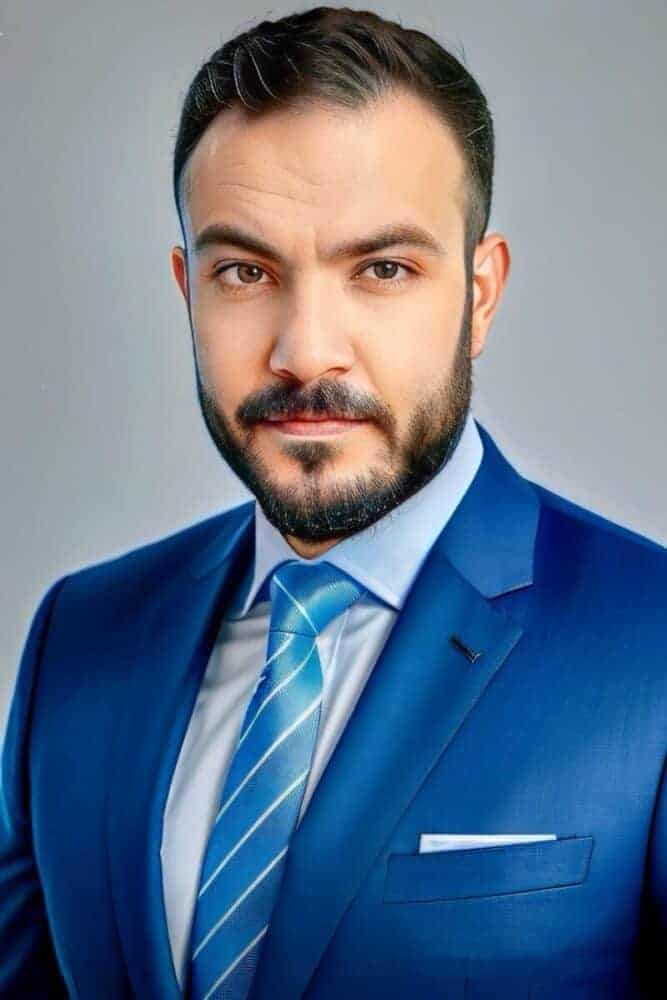 دکتر علی آبکار - بهترین مشاور کسب و کار ایران