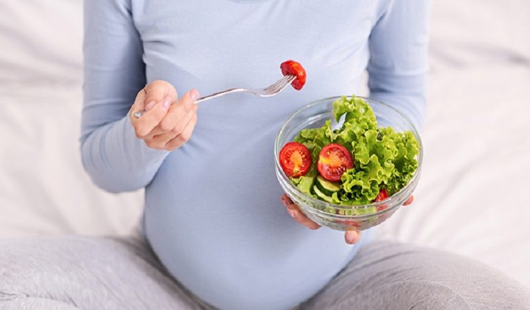 گیاهخواری در بارداری؛ انتخابی آگاهانه برای سلامت مادر، جنین و زمین